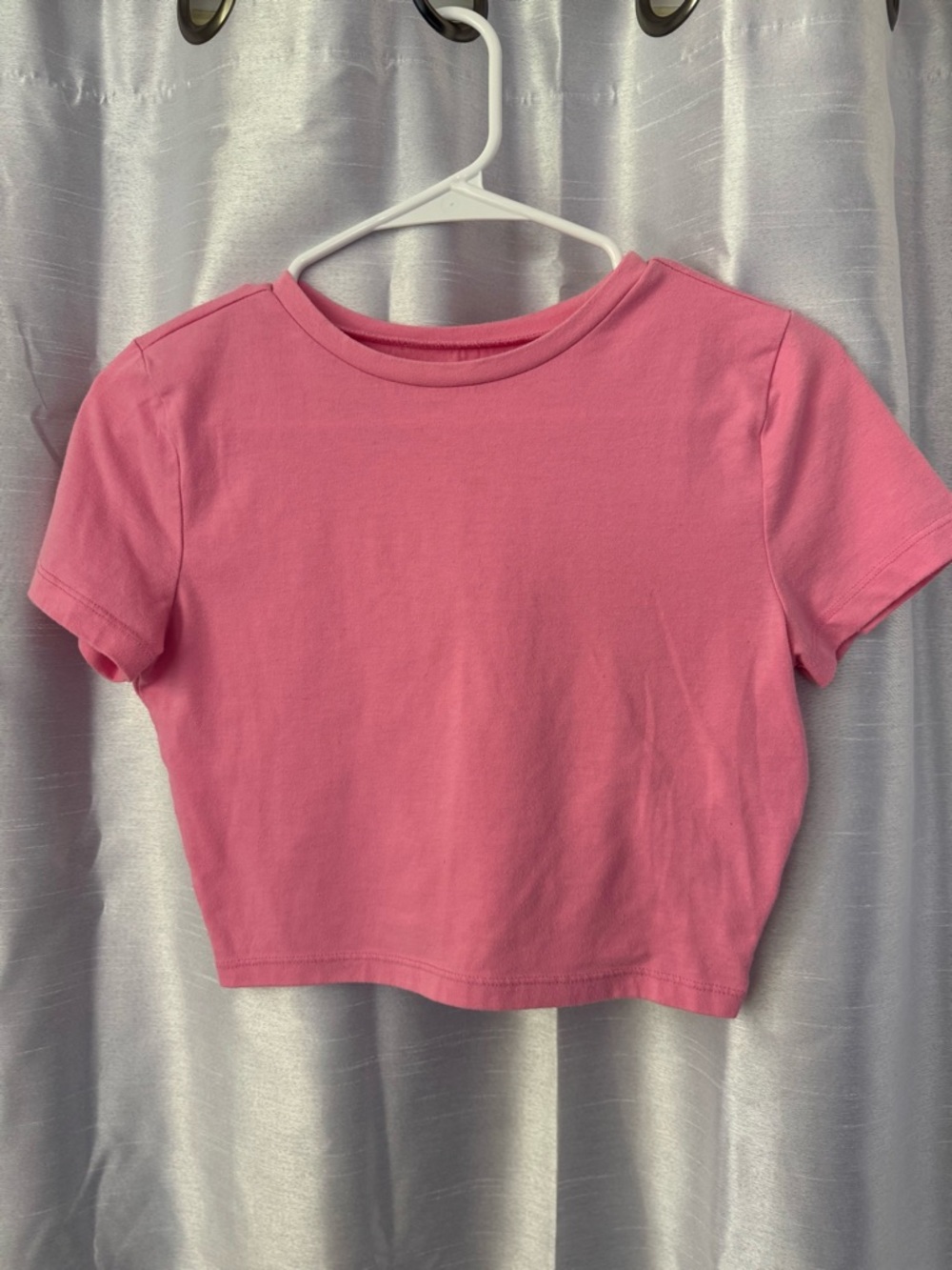 2 wild fable Classic Short Sleeve Crop Tops Pink/Black XS